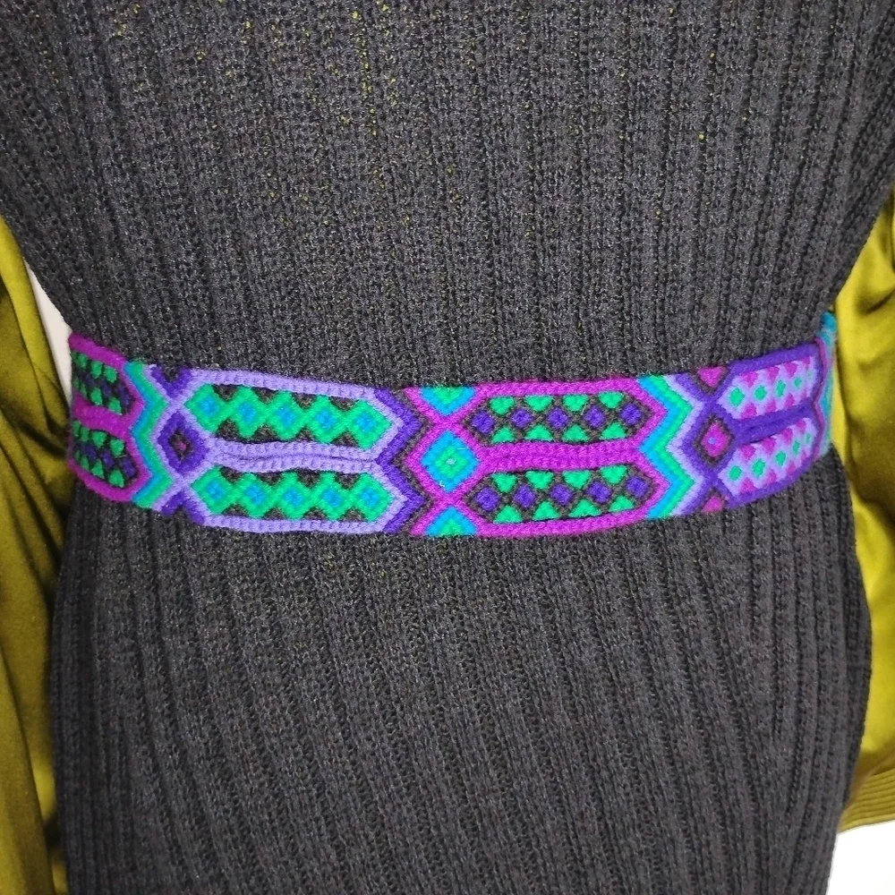 CHARMING HAND WOVEN BELT